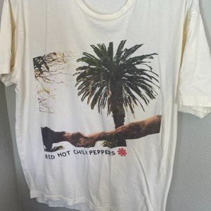 Red Hot Chili Pepper tshirt